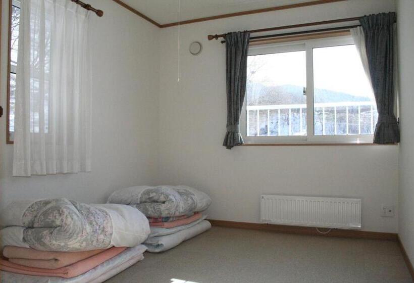 ルームシェアのワンベッド, Bon's Home