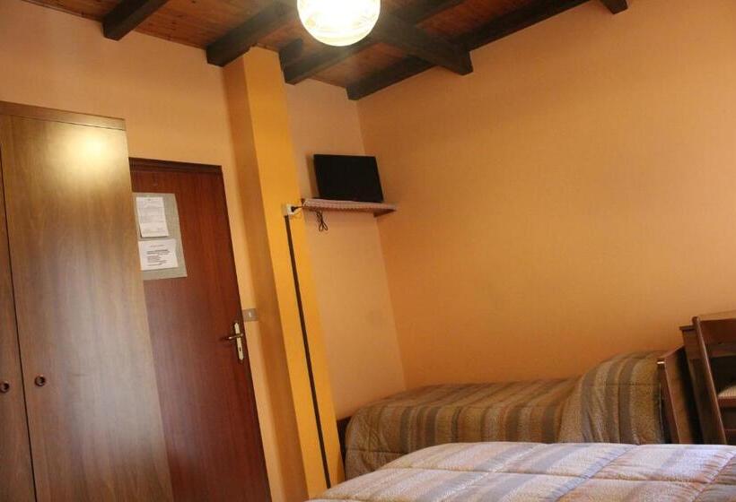 标准三人间, Locanda Monte Cervino