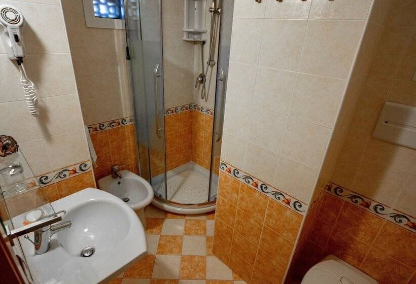 Апартаменты 1 Спальня, Residence Carla