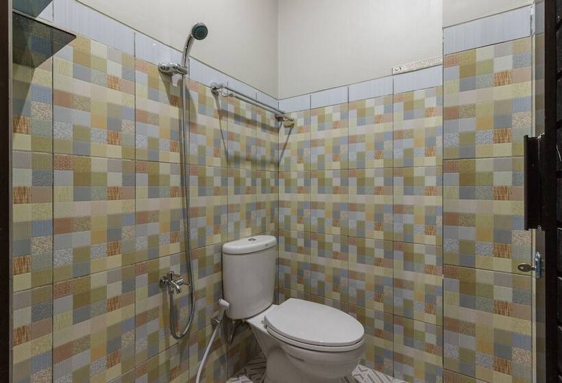 Люкс, Reddoorz Plus Near Pantai Malalayang Manado