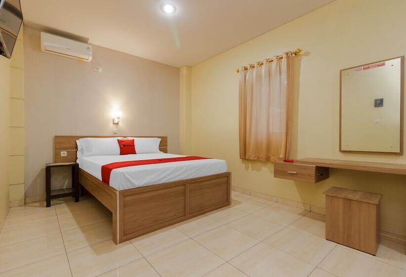 Люкс, Reddoorz Plus Near Pantai Malalayang Manado