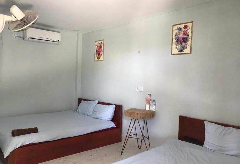 Quarto Deluxe, The Small Guest House