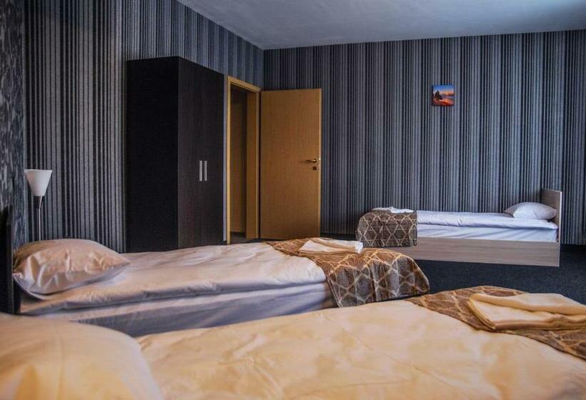 3 Bett Standardzimmer Balkon, Elite Spetema