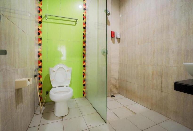 Номер Стандарт, Reddoorz Near Pantai Pede