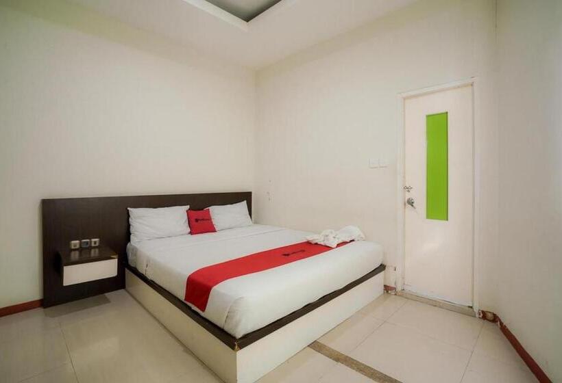 Номер Стандарт, Reddoorz Near Pantai Pede
