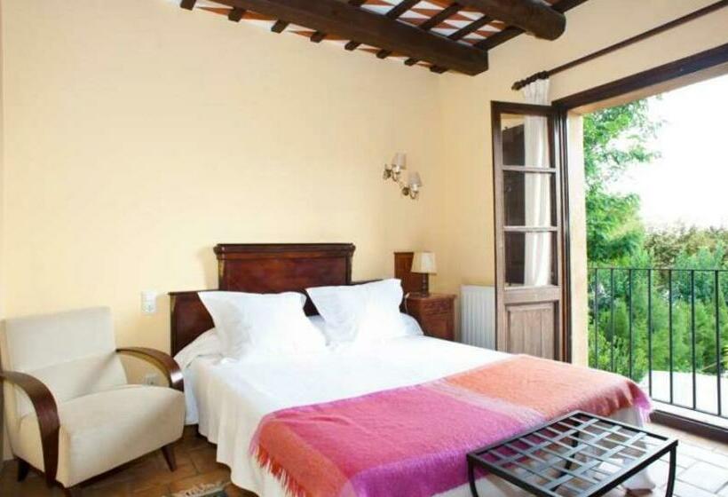Номер Стандарт, Hostal La Riera De Peratallada