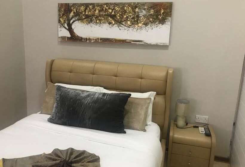 اتاق استاندارد, Luxlusive Guest House