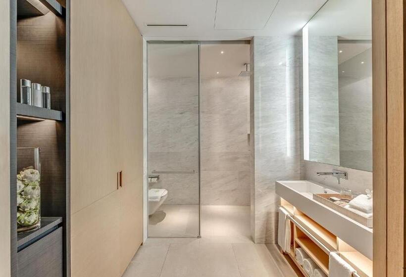 디럭스 스위트, Twinpalms Montazure Phuket Resort