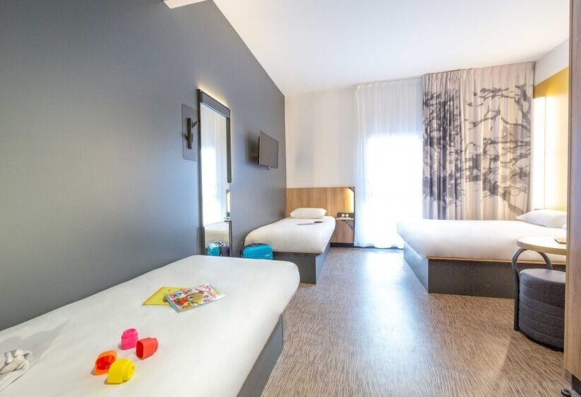 Четырехместный Номер Стандарт, B&b Hotel Sainte Maxime Golfe De Saint Tropez