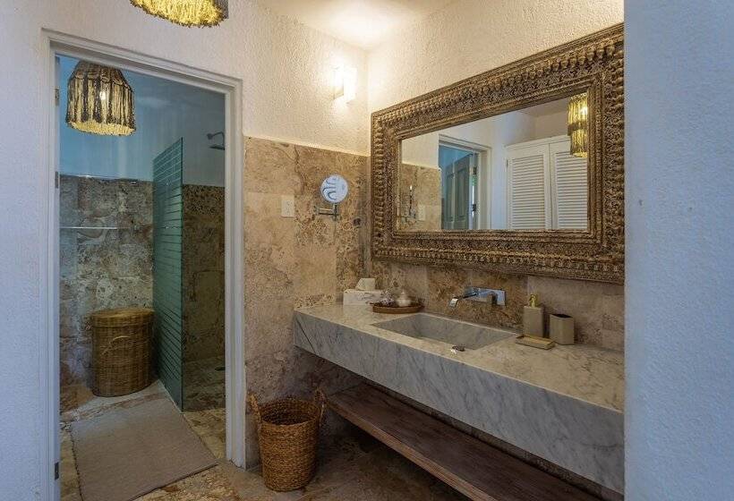 Suite cu Vedere la Mare, Lotus Beach Hotel   Adults Only