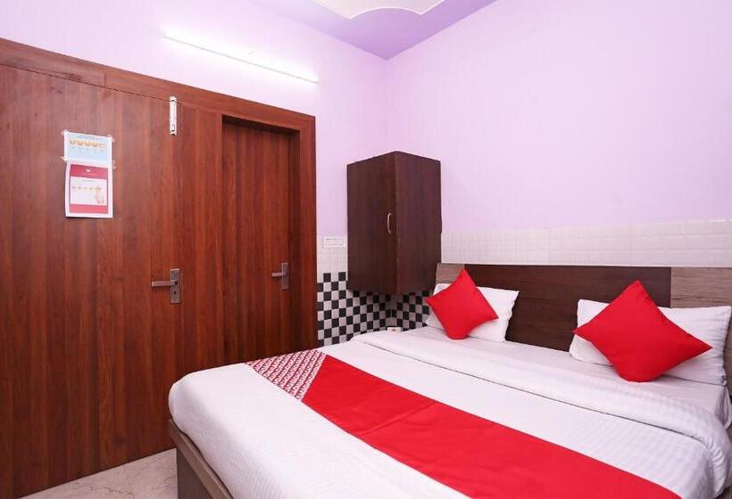 基本间, Oyo 30451 Hotel Yaduvanshi