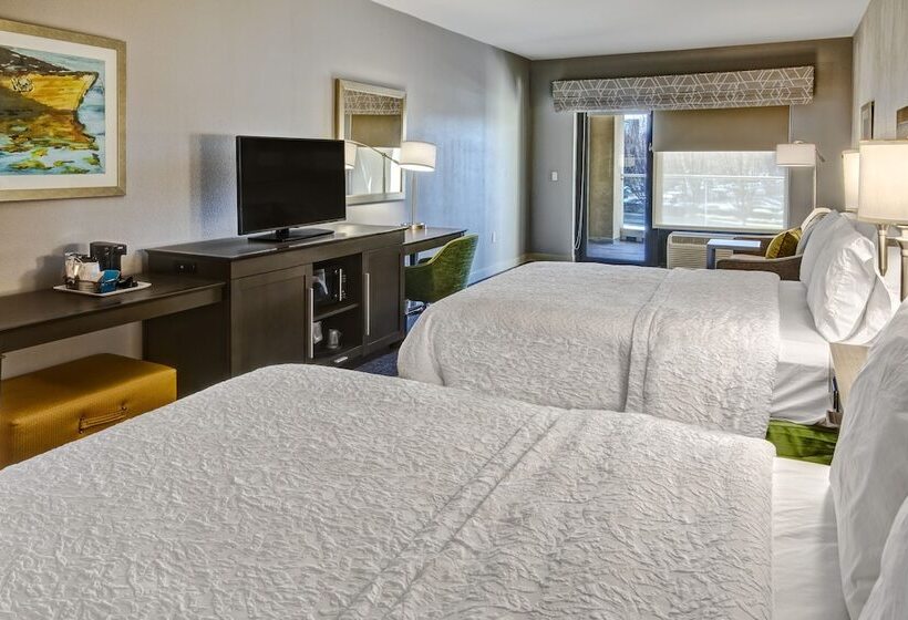 Люкс Адаптированный для Инвалидов, Hampton Inn & Suites San Jose Airport