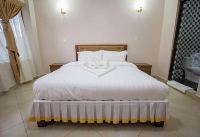 اتاق خانوادگی, Paleo Hotel & Spa