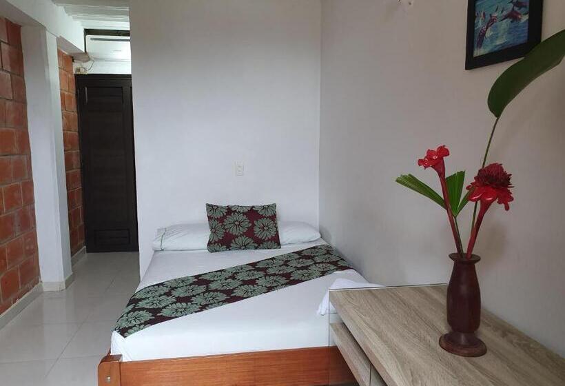 Quarto Estandar, Bahía Yubarta