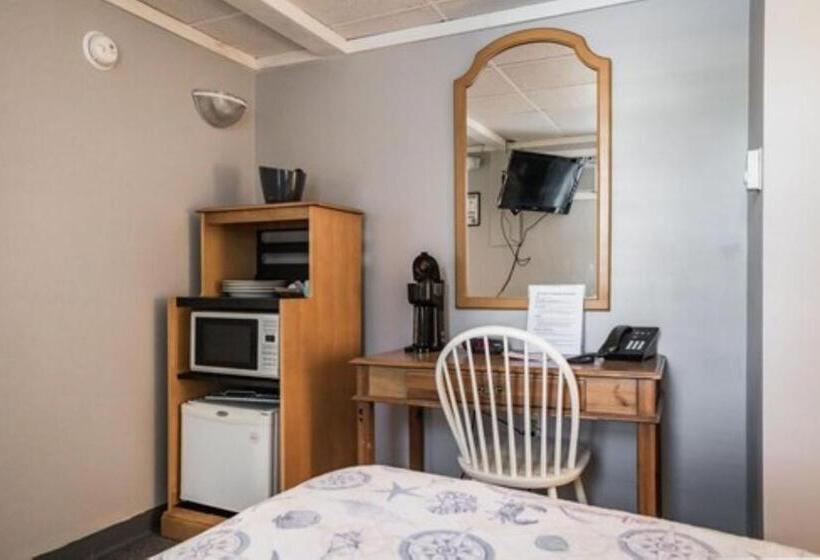 Номер Стандарт, Carbone S Beachside Guest Rooms