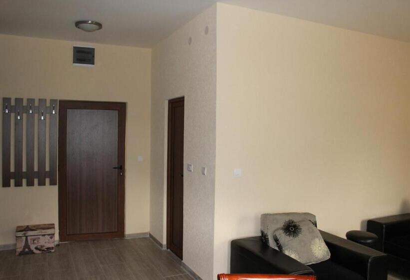 اتاق خانوادگی, Guesthouse Eko Piva