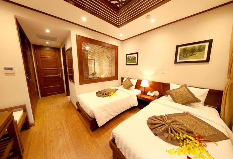 标准间带阳台, Hanoi Nostalgia Hotel & Spa