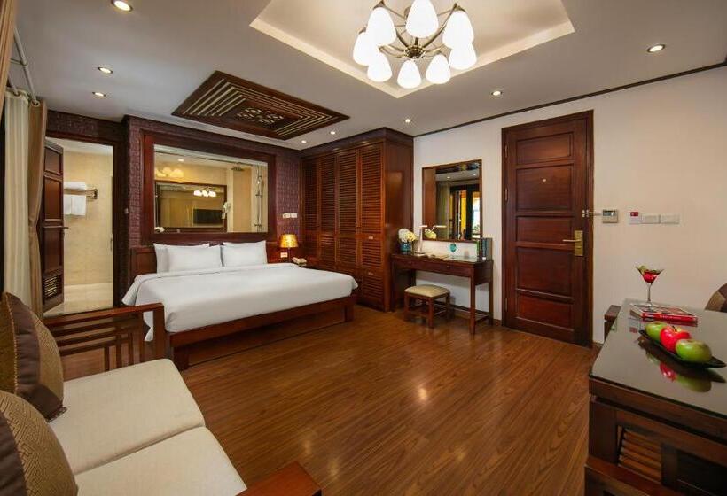 带阳台套房, Hanoi Nostalgia Hotel & Spa