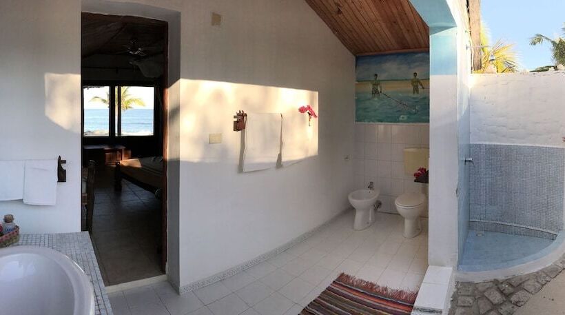 بانگلوی استاندارد با چشم‌انداز دریا, Laguna Blu   Resort Madagascar