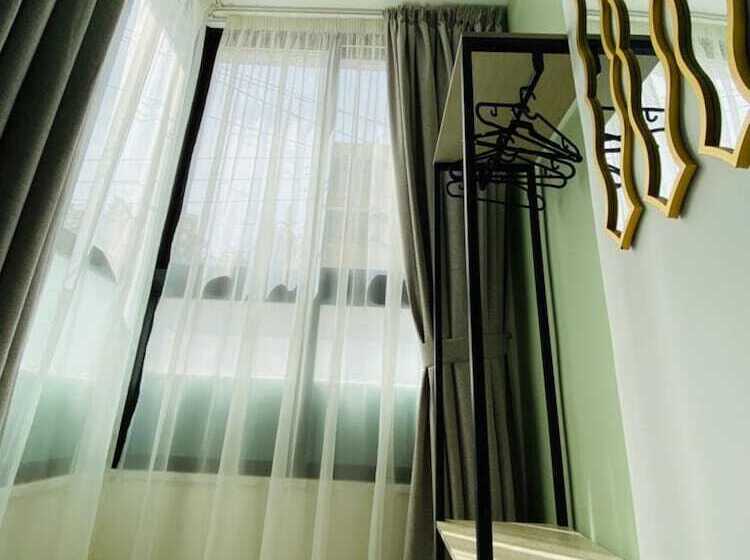 اتاق راحتی یک تخته, Arabesque