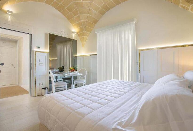 Полулюкс Повышенной Комфортности, Acquaviva Suites