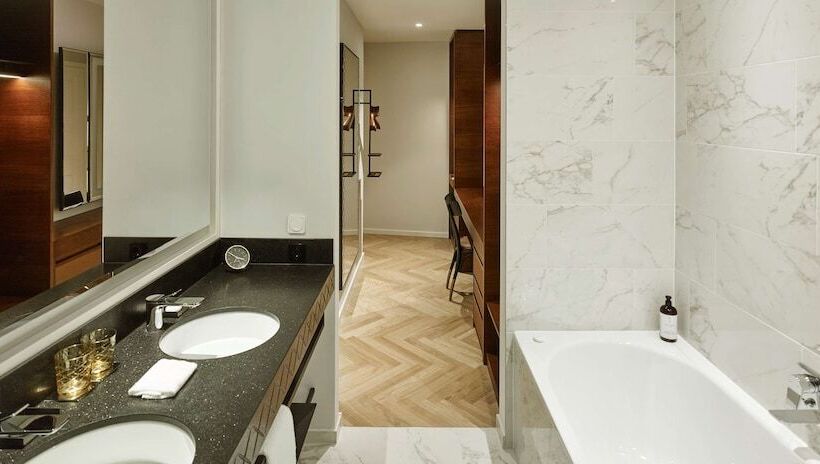 디럭스 스위트, Andaz Vienna Am Belvedere, By Hyatt