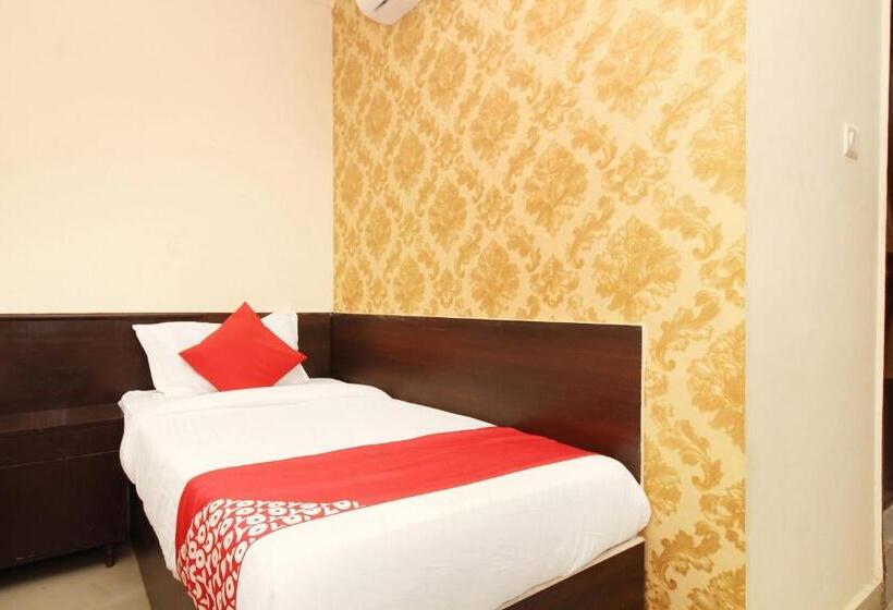 غرفة كلاسيكية ثلاثية, O Vasundhara Guest House Near Tankbund