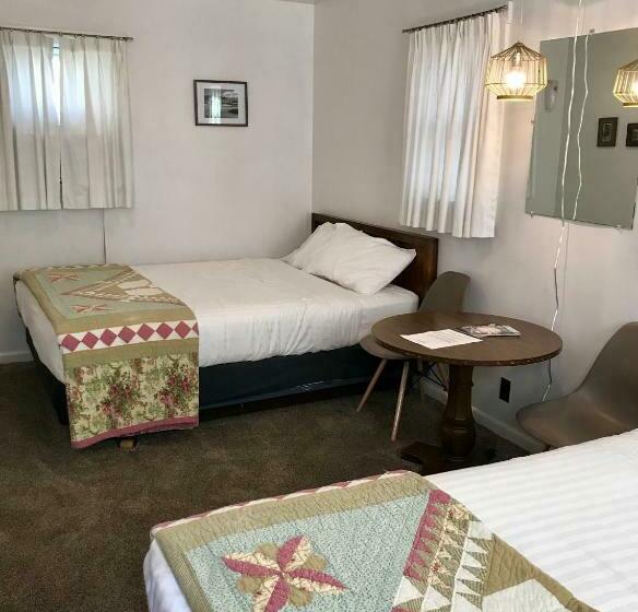 Номер Стандарт, Chalet Motel