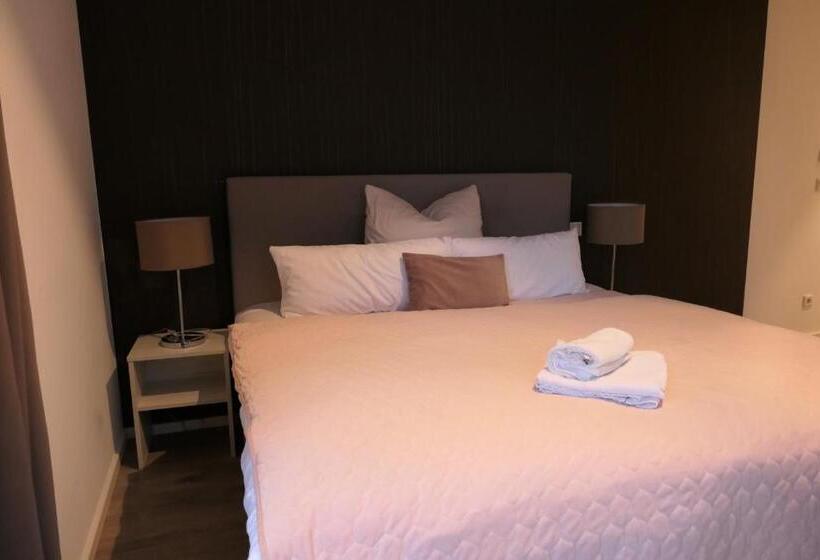 Quarto Deluxe, Oberwaldhaus