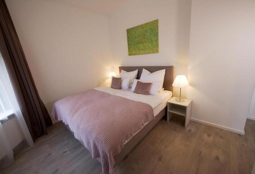 Quarto Estandar, Oberwaldhaus