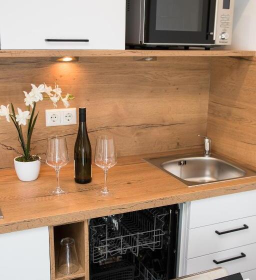 Апартаменты 1 Спальня с Видом, Your Home   City Apartment In Kufstein