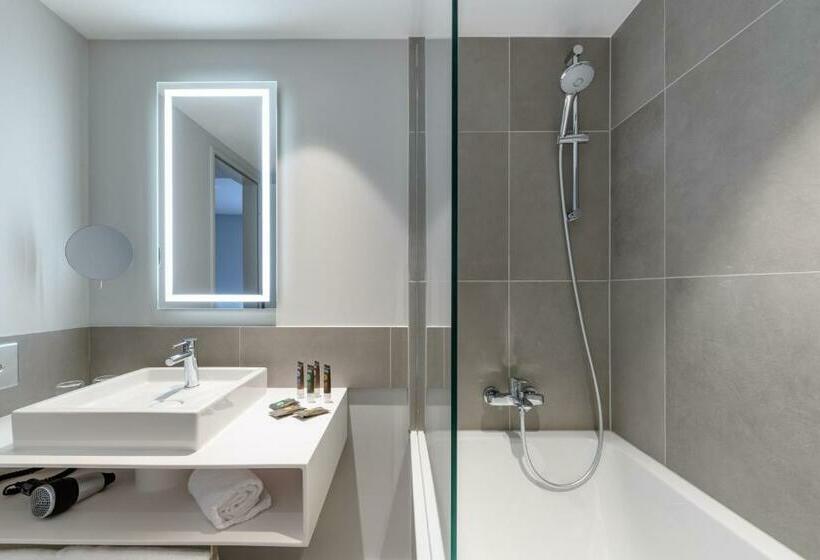 Номер Executive, Novotel Regensburg Zentrum