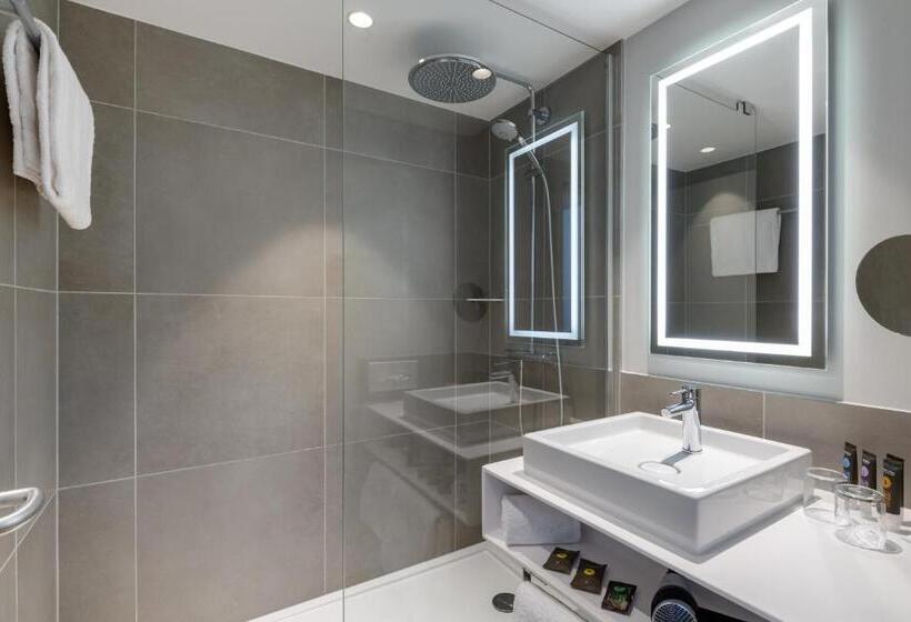 Номер Executive, Novotel Regensburg Zentrum