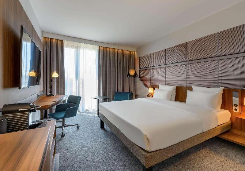 Номер Superior, Novotel Regensburg Zentrum