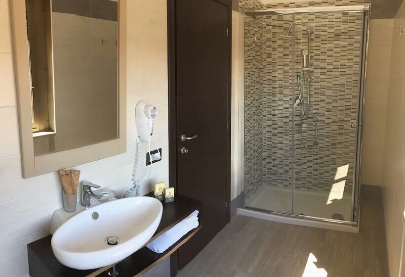 Quarto Triplo Basic, Cesirja