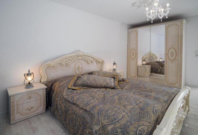 Четырехместный Номер Superior, Designpension Traumschloss Hotel Garni