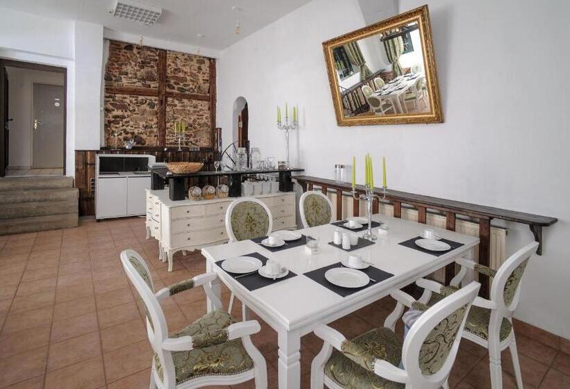 Четырехместный Номер Superior, Designpension Traumschloss Hotel Garni