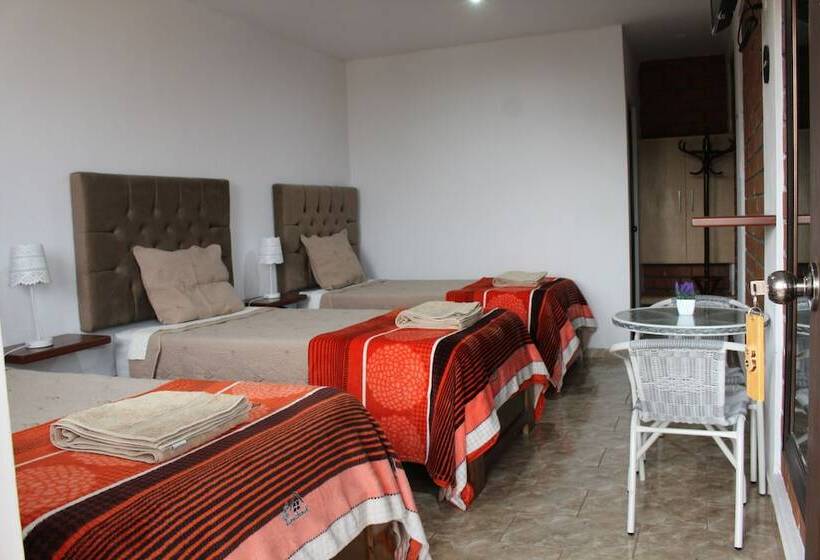 غرفة كلاسيكية ثلاثية, Huacachina Desert House
