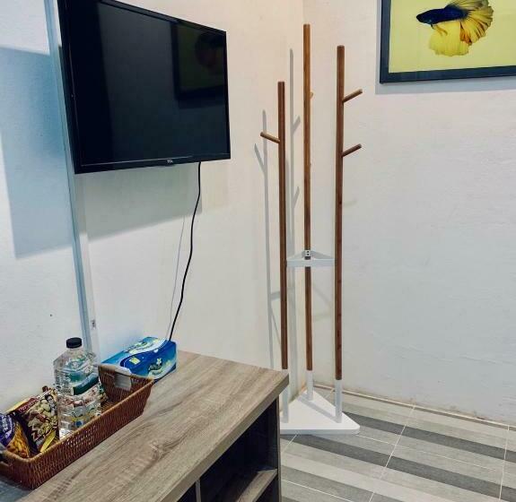 Номер Стандарт Индивидуальный, You Empire Hostel & Bar