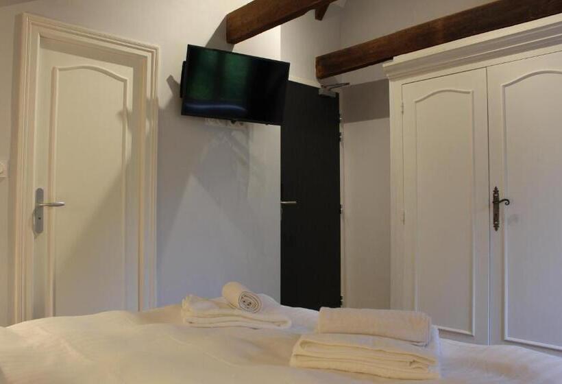 اتاق استاندارد, Manoir Du Moustoir   Hôtel Les Empreintes