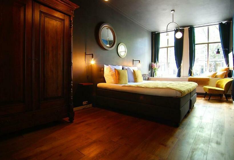 스탠다드 룸 킹사이즈 침대, 1637: Historic Canal View Suites