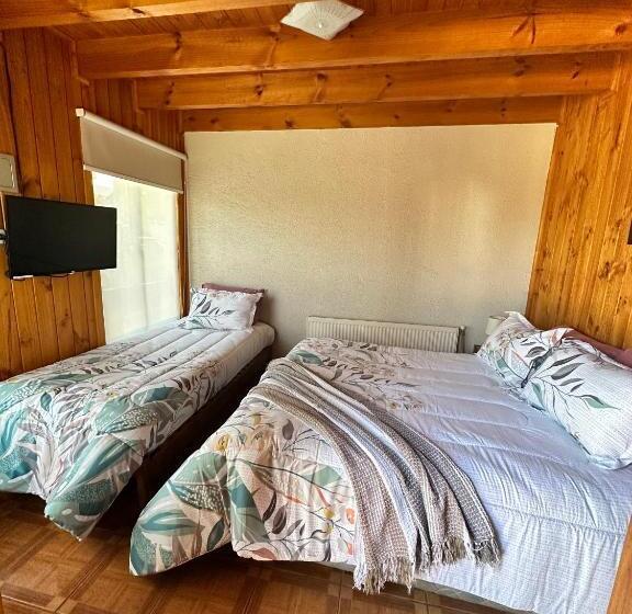 اتاق استاندارد سه نفره, Hostal Ipanema