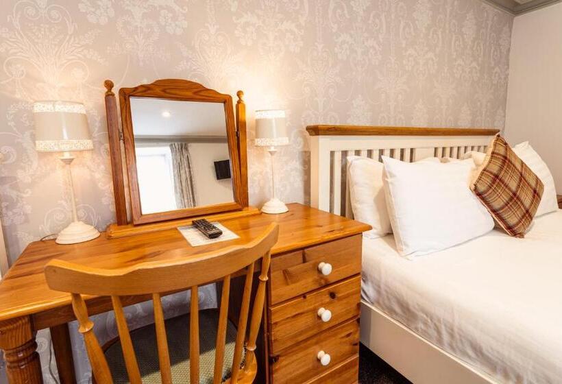 Quarto Triplo Estandar, Manor House Hotel Holy Island