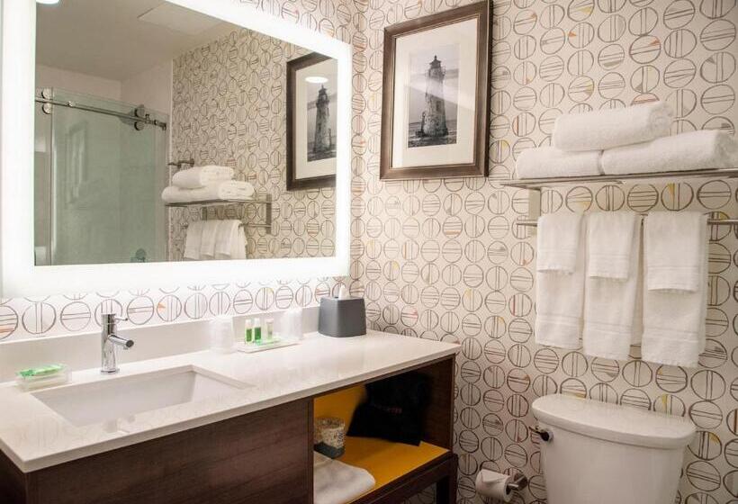 适合残疾人士使用的带超级大床的标准间, Holiday Inn & Suites   Savannah Airport   Pooler, An Ihg
