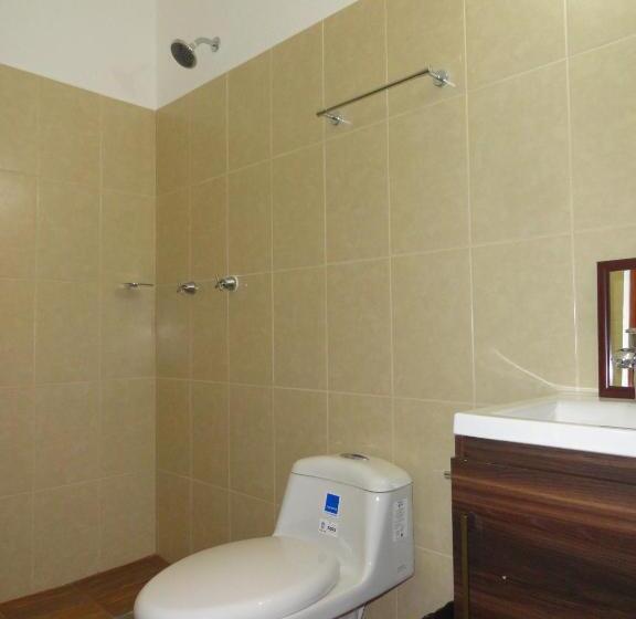 침실 1개 아파트, Paziflora Hostel