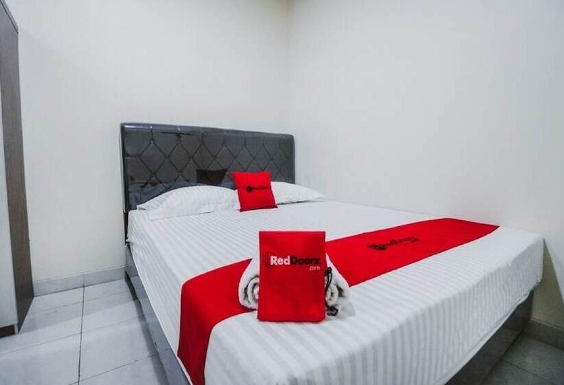 Номер Стандарт, Reddoorz Plus Near Semanggi