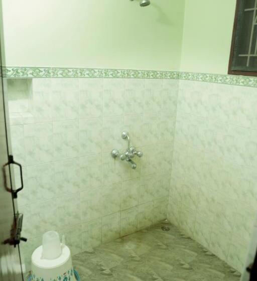 חדר סטנדרט מותאם לאדם עם מוגבלויות, Zuriel Suite Guest House