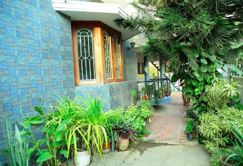 בונגלו סטנדרט עם 3 חדרי שינה, Zuriel Suite Guest House