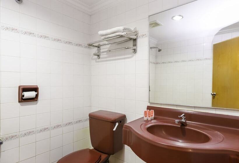 Номер Стандарт, Oyo 472 Comfort Hotel 1