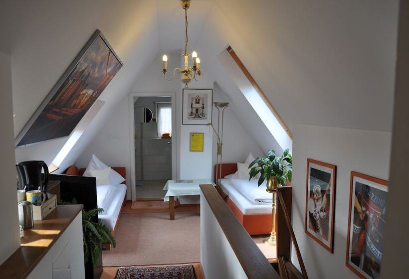 Четырехместный Номер Стандарт, Pension Haus Gertrud